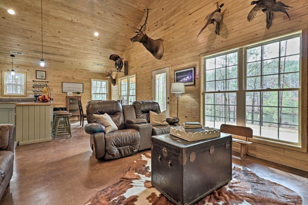 Peaceful Family Cabin On 10 Acres With Game Room! Heflin 외부 사진