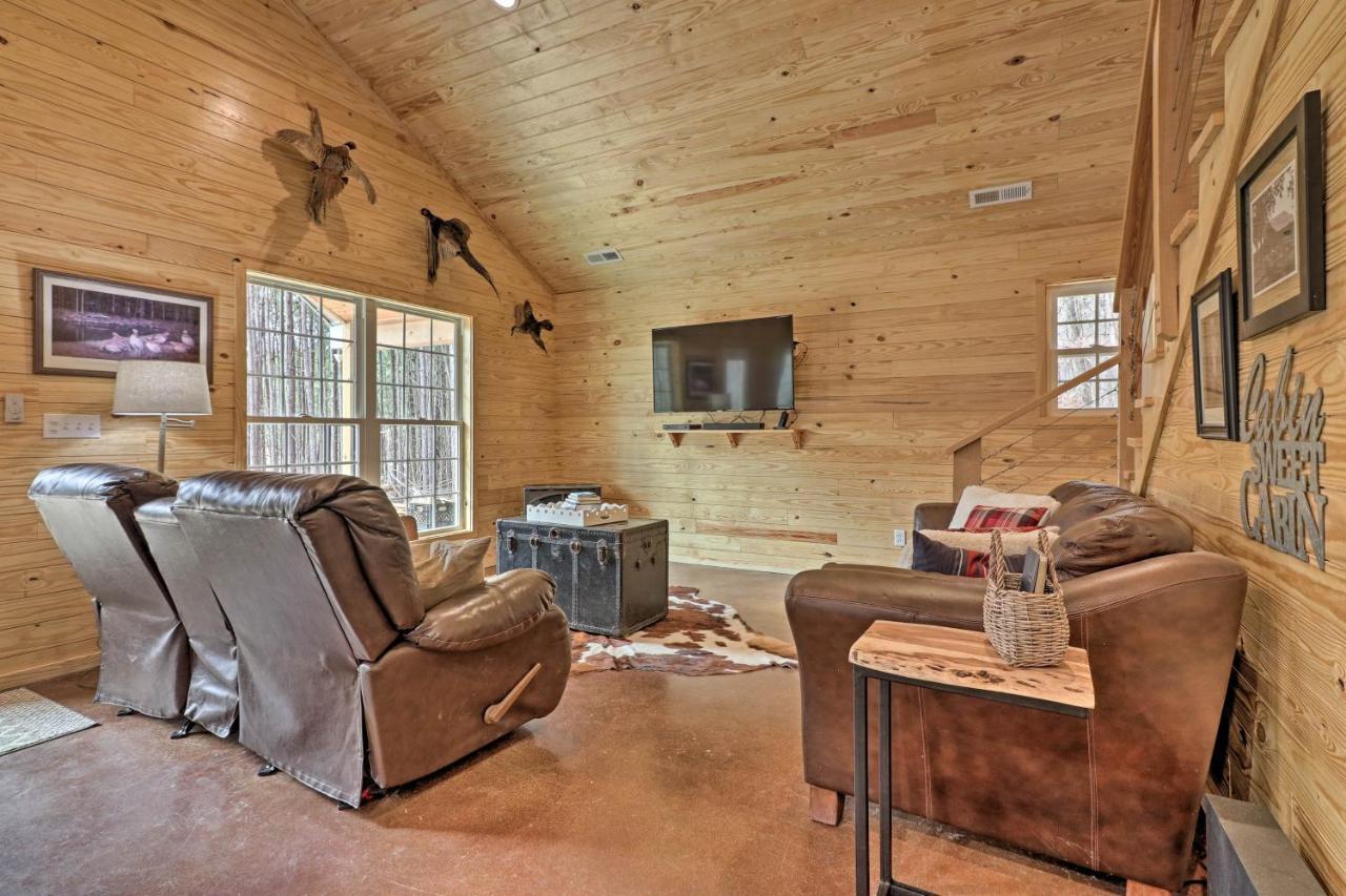 Peaceful Family Cabin On 10 Acres With Game Room! Heflin 외부 사진