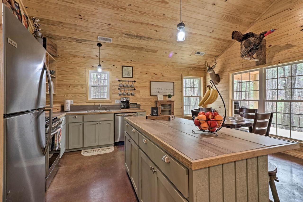 Peaceful Family Cabin On 10 Acres With Game Room! Heflin 외부 사진